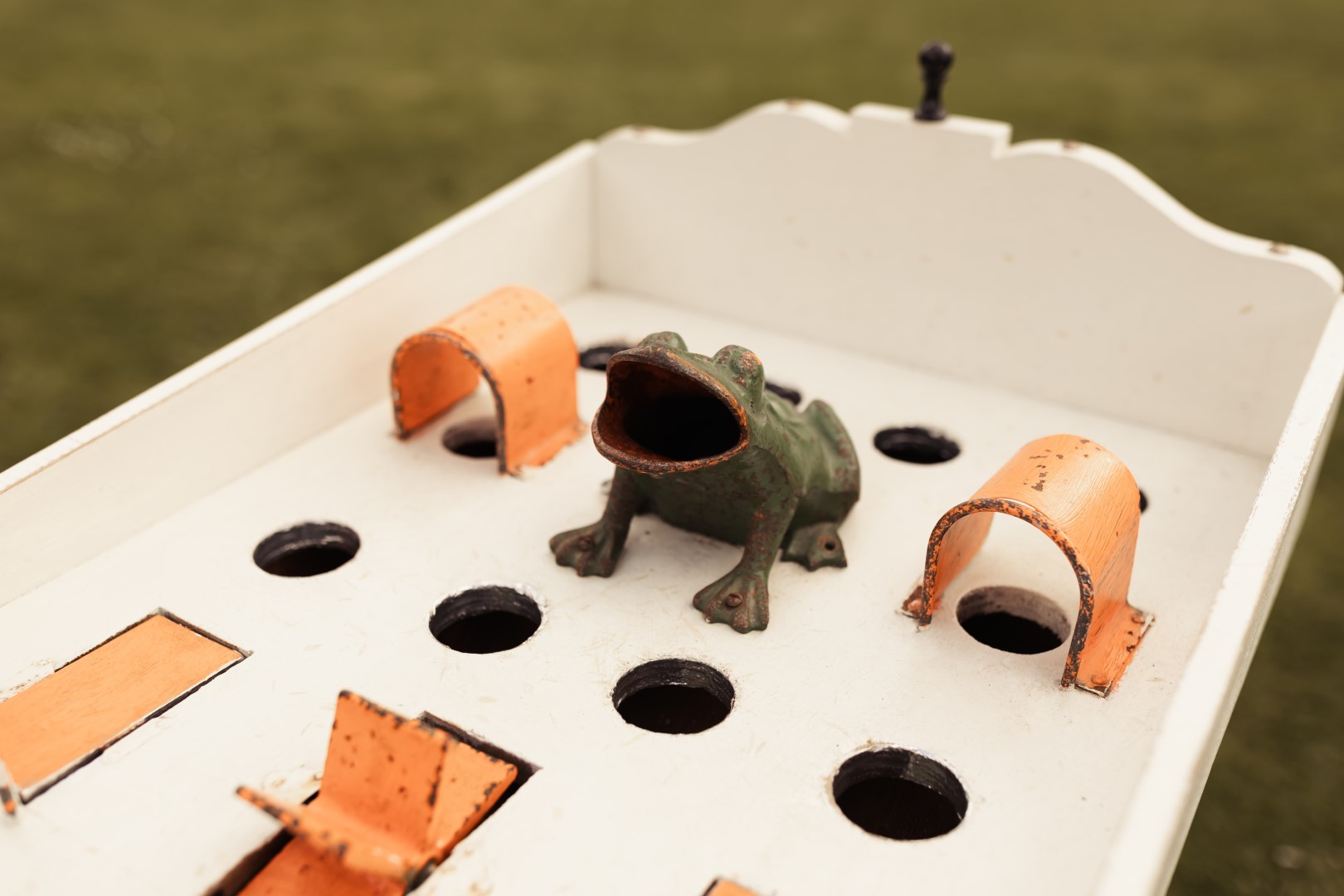 Vintage Frog Game for Hire